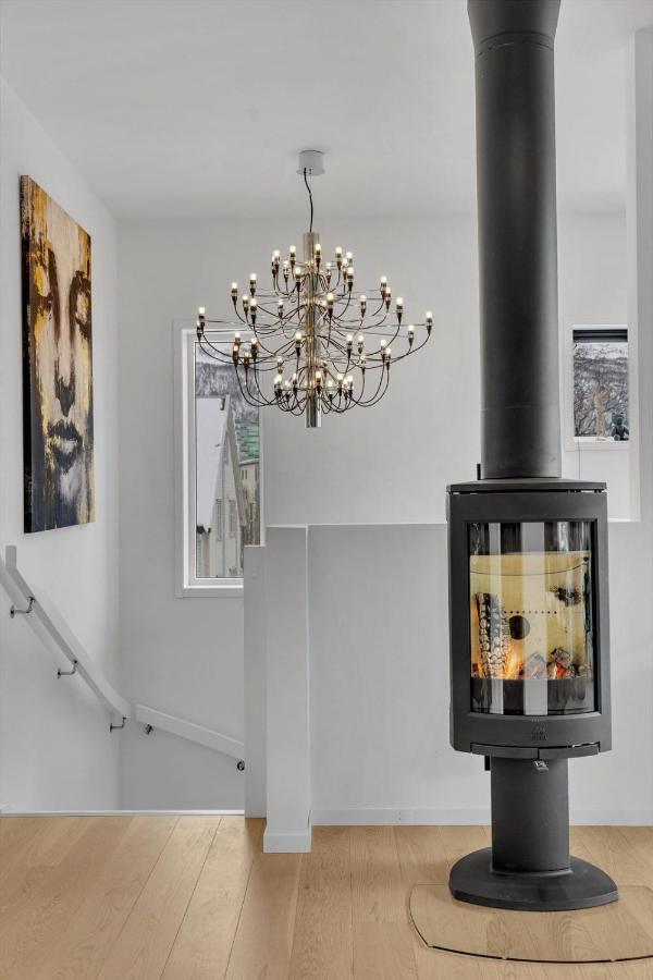 Kais Sauna, Jacuzzi, Cinema And Balcony House! Location Apartamento Tromsø