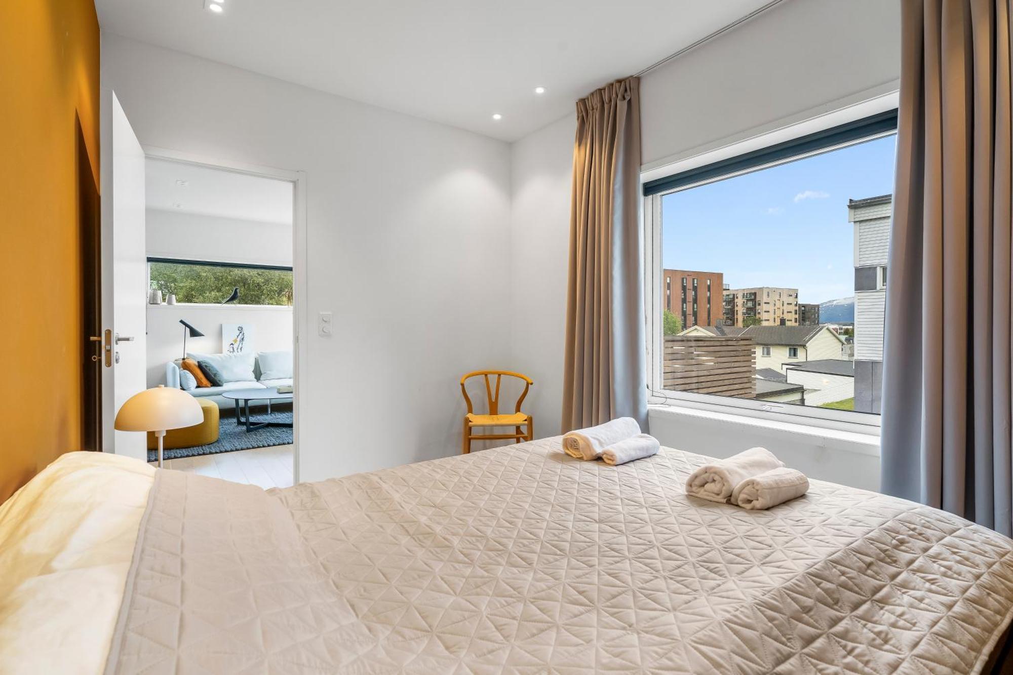 Kais Sauna, Jacuzzi, Cinema And Balcony House! Location *